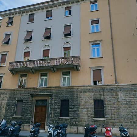 トリエステCasa Peruginoアパートメント エクステリア 写真